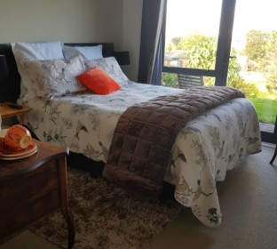 Waiuku accommodation at The Roost Bed and Breakfast Bantam Room 500x500